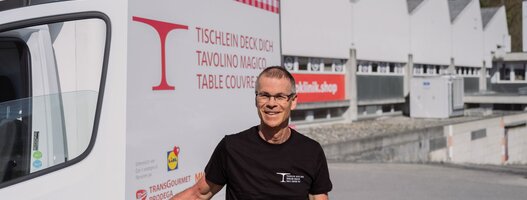 Un pallet di frutta e verdura donata nel magazzino logistico di Winterthur dell’organizzazione umanitaria «Tavolino Magico», come immagine simbolica del tema «Food Waste / Food Save», per richiamare l’attenzione sulle differenze tra le date di scadenza «da consumarsi preferibilmente entro» e «da consumarsi entro». 